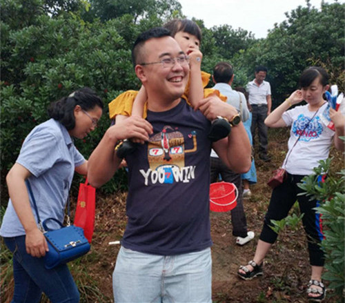 1545187215435432.jpg 說(shuō)明: 呂洪炳